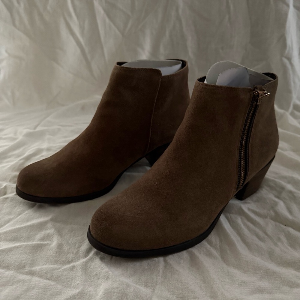 ALDO Brown Suede Booties Size 7